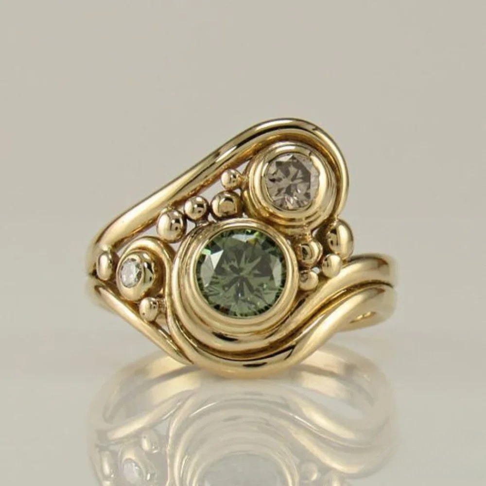 Antiker Gold Grün Zircon Ring