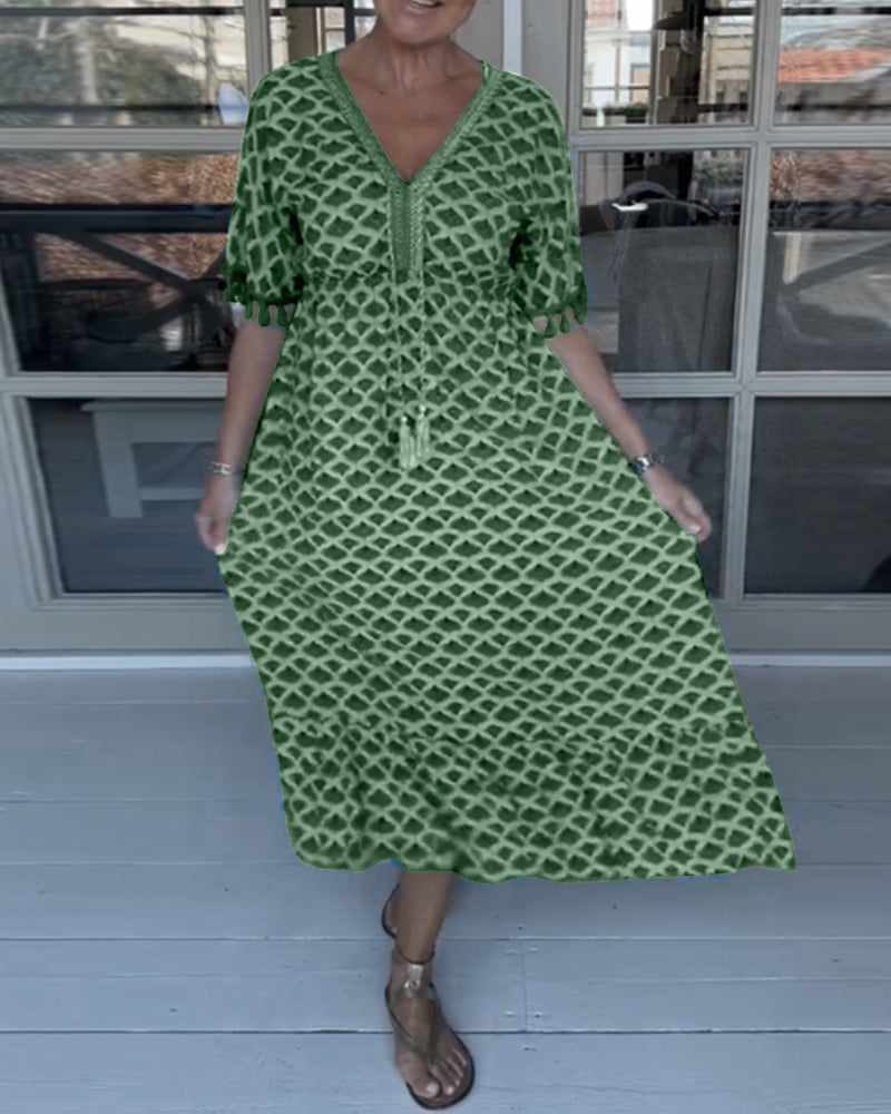 Alisette - Freizeitkleid mit V-Ausschnitt und Print