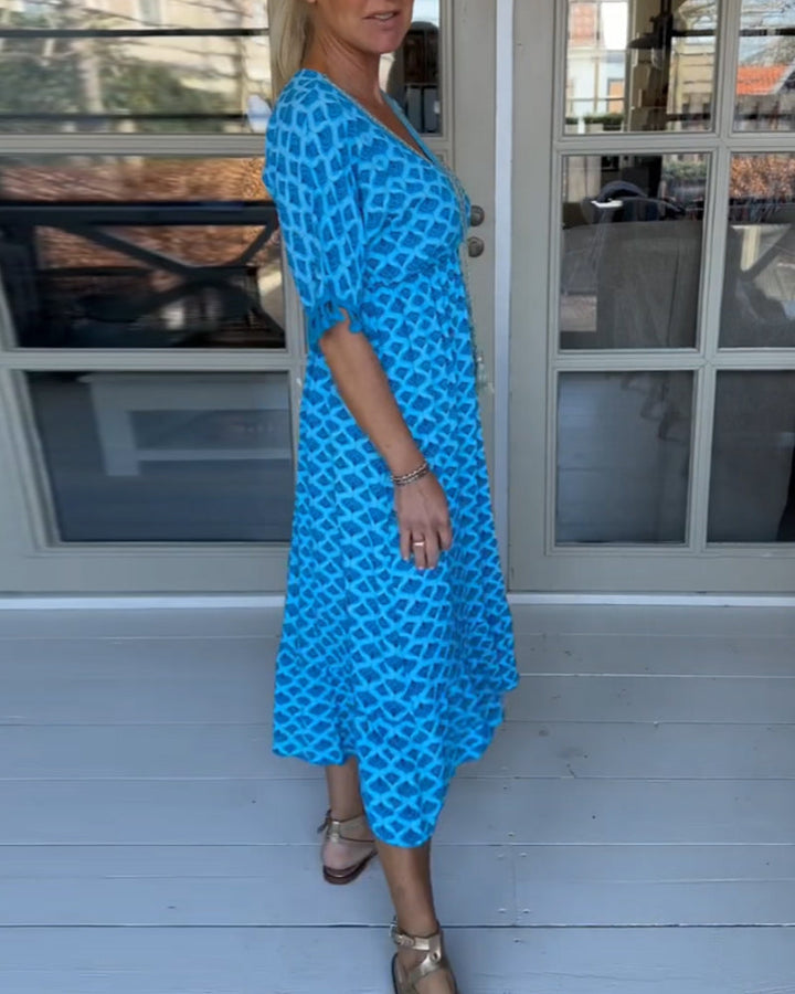 Alisette - Freizeitkleid mit V-Ausschnitt und Print