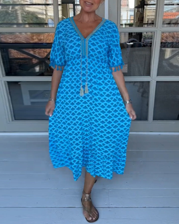 Alisette - Freizeitkleid mit V-Ausschnitt und Print