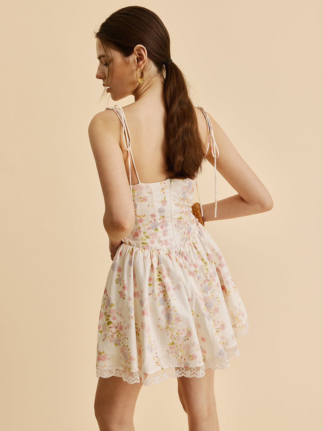 Bogenriemen Blumen Korsettkleid