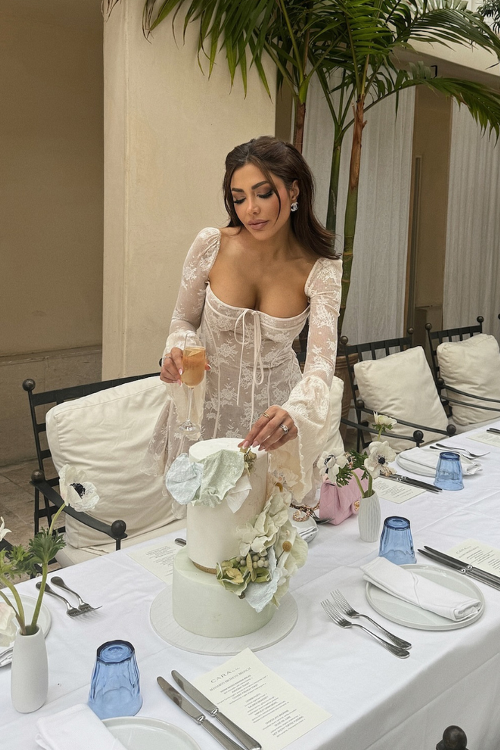Nadia - Langärmeliges Spitzen-Minikleid