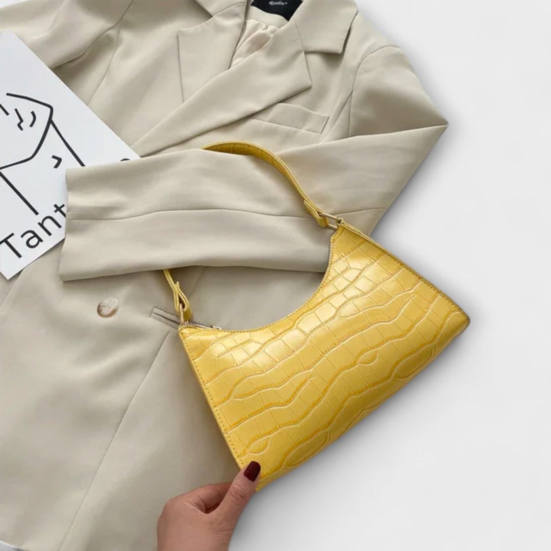 Flair. Glänzende Ledertasche