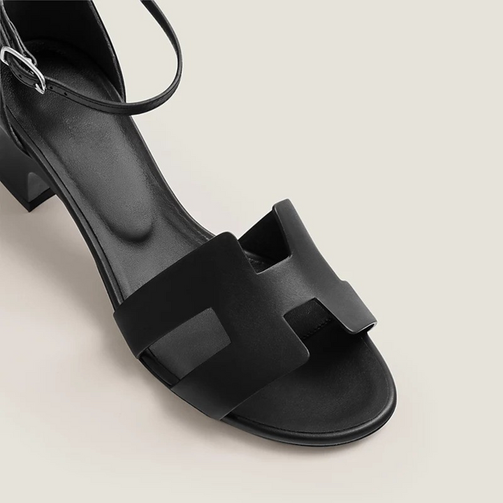 CHLOÉ | ELEGANTE SANDALE – STILVOLLES DESIGN FÜR JEDEN ANLASS