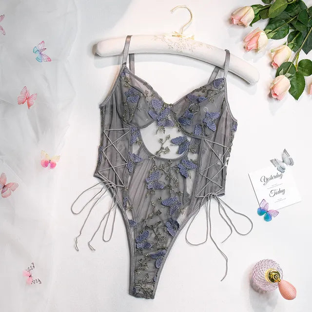 Selene | Bestickter Schmetterlingsbody