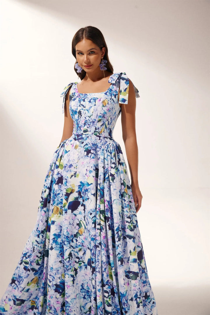 Kacey – Maxikleid mit Trägern und Hortensien-Print